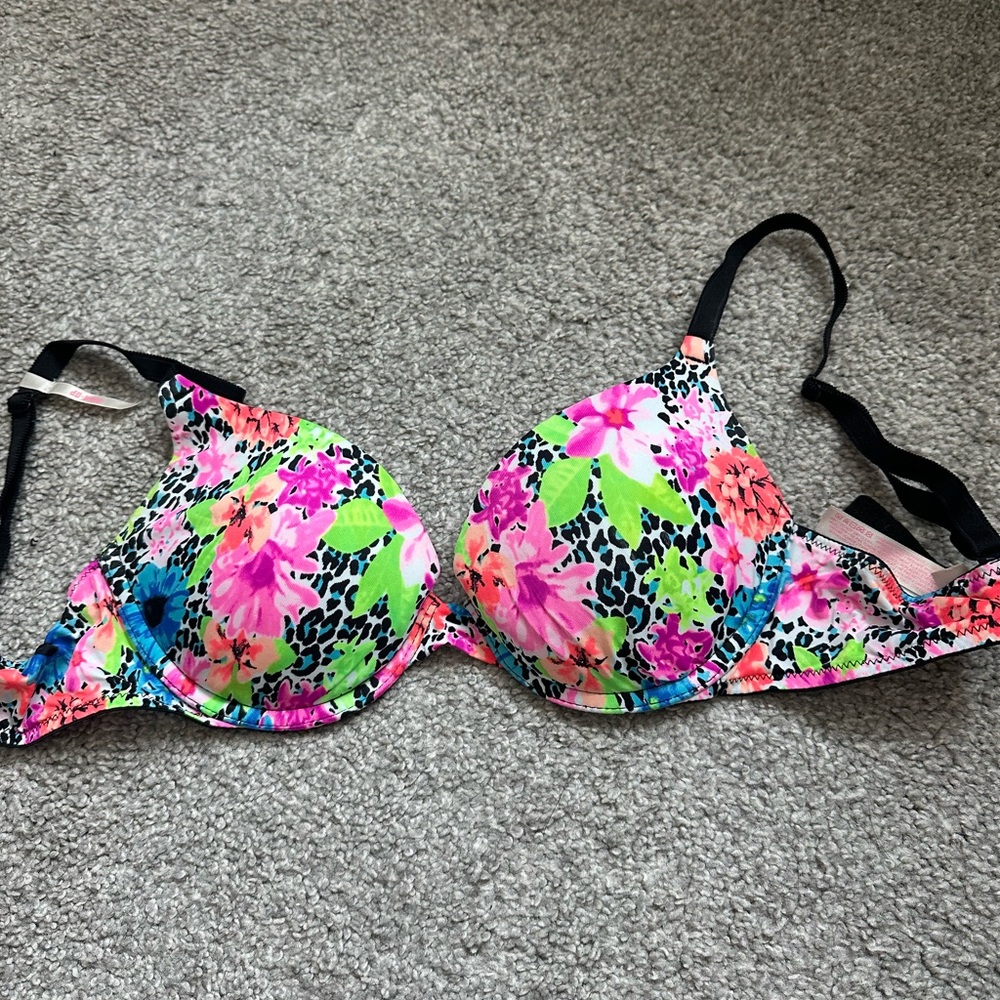 PINK Victoria's Secret Floral Print Bra